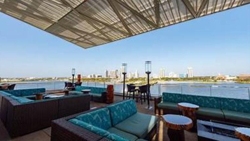 Happy Hour at Pier Tiki